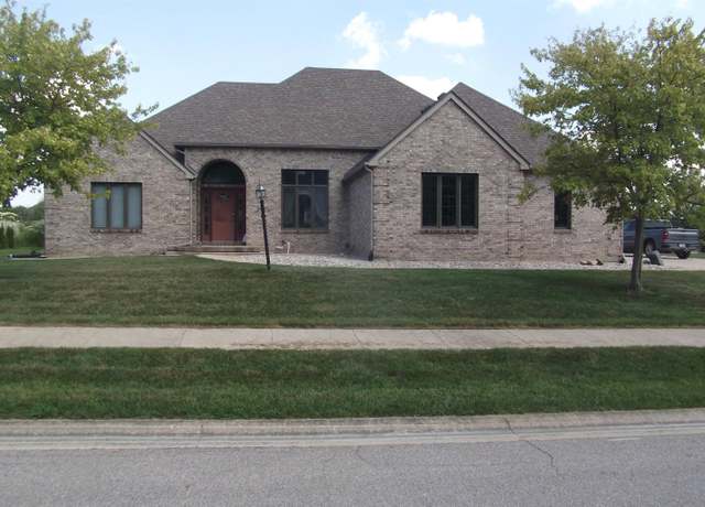 Property at 680 N Easton Dr, Angola, IN 46703, 5 beds, 3 baths