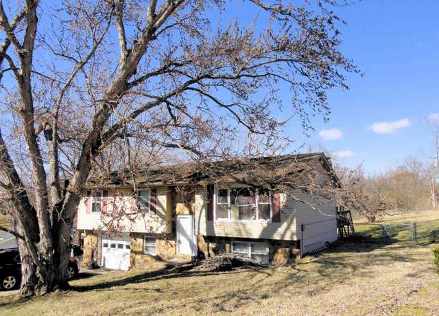Property at 701 E Court St, Ellettsville, IN 47429, 4 beds, 2.5 baths