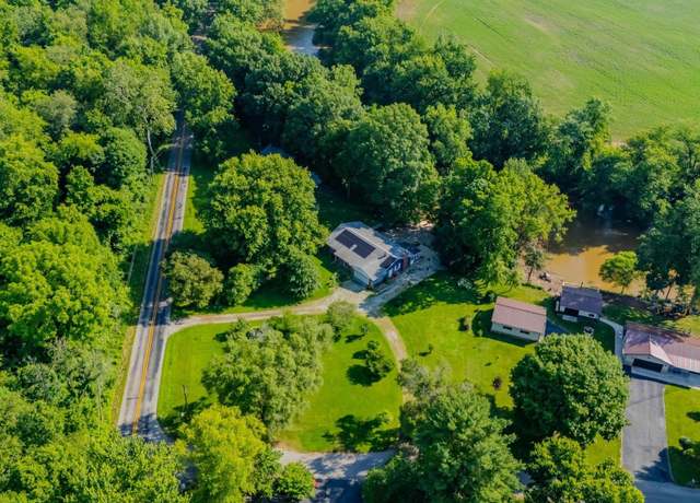 Property at 2224 W Leffel Ln, Peru, IN 46970, 4 beds, 3 baths