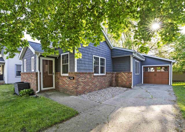 Property at 406 N Cedar St, Auburn, IN 46706, 3 beds, 2 baths
