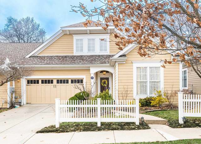 Property at 2016 S Ramsey Dr, Bloomington, IN 47401, 4 beds, 3 baths