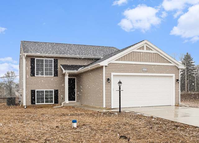 Property at 50719 Acorn Trail Ct, Elkhart, IN 46514, 4 beds, 2 baths
