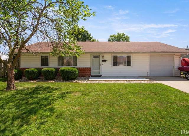 Property at 820 Witherspoon Dr, Kokomo, IN 46901, 4 beds, 2 baths