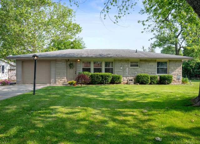 Property at 2408 W Sheffield Dr, Muncie, IN 47304, 3 beds, 1 bath