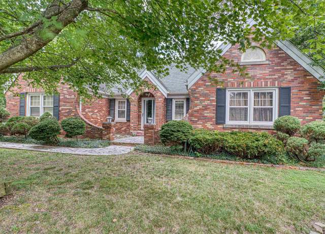 Property at 3500 Oak Hill Rd, Evansville, IN 47711, 2 beds, 1.5 baths