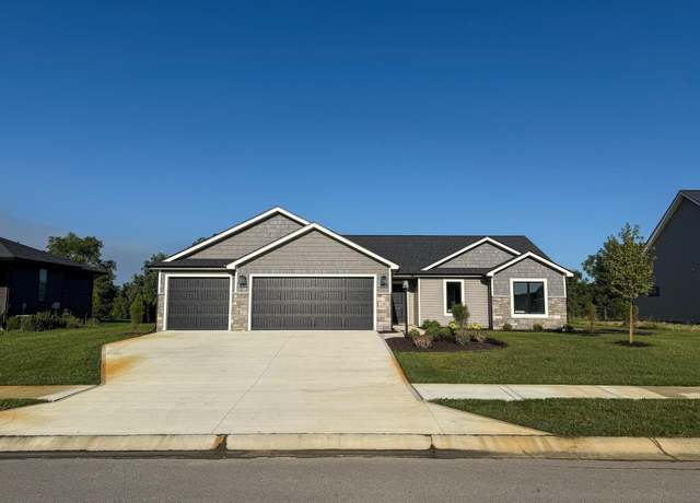 Property at 5165 Greyson Heights Dr, Auburn, IN 46706, 3 beds, 2 baths