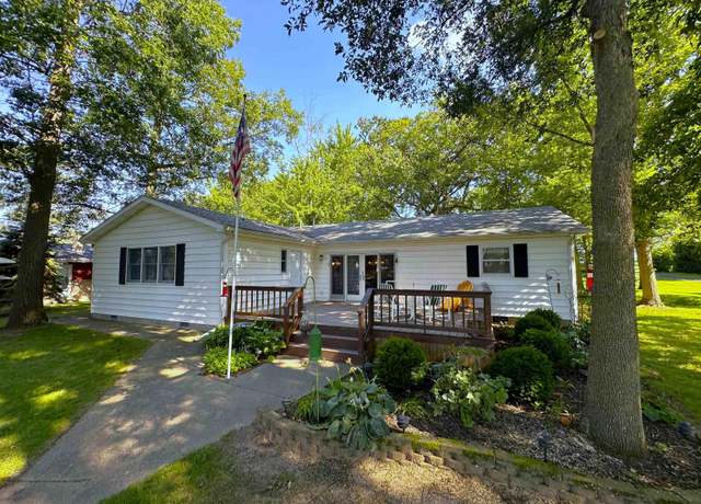 Property at 6156 N Bedford Bay Ct, Monticello, IN 47960, 5 beds, 2 baths