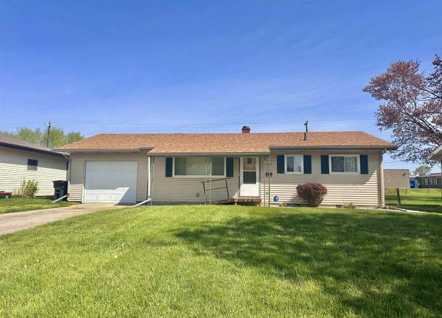 Property at 5115 Mayfair Pl, South Bend, IN 46619, 3 beds, 1 bath