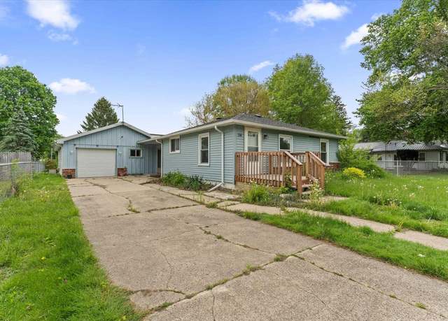 Property at 114 S Grand St, Lakeville, IN 46536, 3 beds, 1 bath