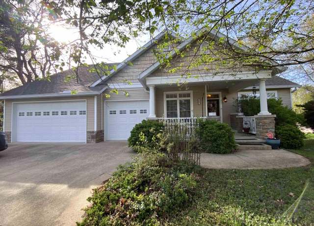 Property at 3201 E Kristen Ct, Bloomington, IN 47401, 5 beds, 3.5 baths
