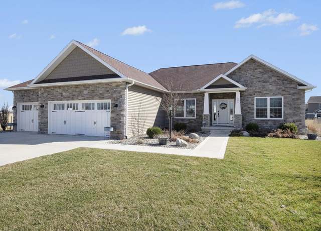 Property at 1995 Prairie Ln, Nappanee, IN 46550, 4 beds, 3 baths