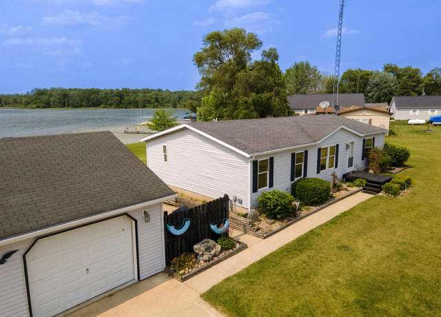 Property at 880 Ln 301 Barton Lake Lk, Fremont, IN 46737, 3 beds, 2 baths