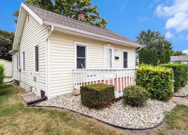 Property at 607 Berlin Ave, Mishawaka, IN 46544, 2 beds, 1 bath