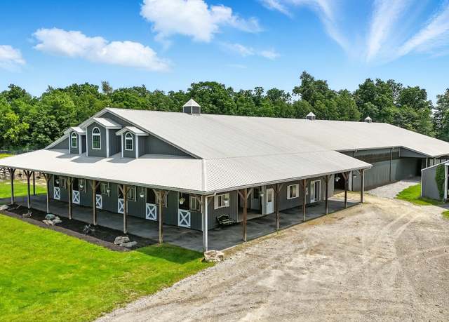 Property at 14743 Leesburg Rd, Fort Wayne, IN 46818, 3 beds, 4.5 baths