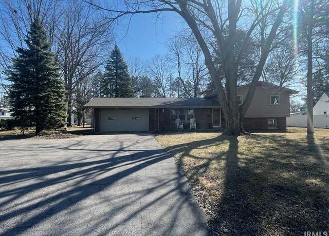 Property at 6403 Old Trail Rd, Fort Wayne, IN 46809, 4 beds, 1.5 baths