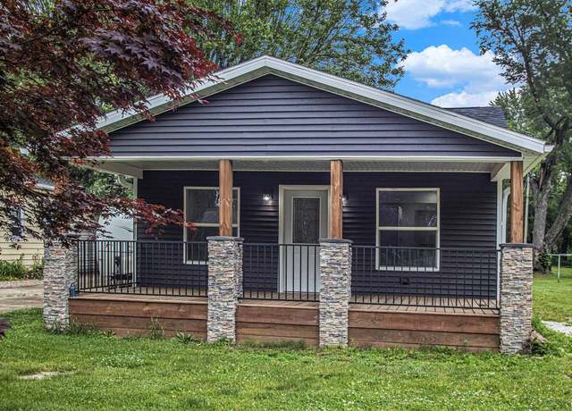 Property at 414 W Superior St, Osceola, IN 46561, 3 beds, 2 baths