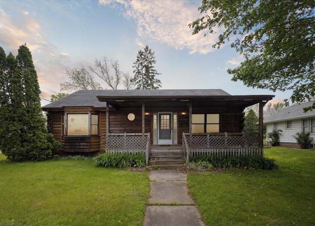 Property at 1310 West Ave, Goshen, IN 46526, 4 beds, 2.5 baths