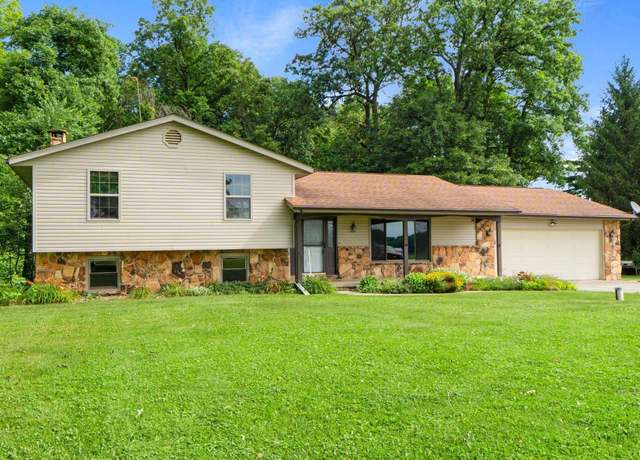 Property at 3091 W 750 N, Decatur, IN 46733, 3 beds, 2.5 baths