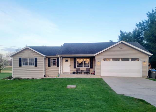Property at 59645 County Road 35, Middlebury, IN 46540, 3 beds, 2 baths
