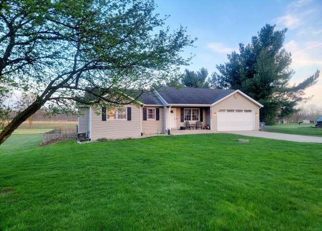 Property at 59645 County Road 35, Middlebury, IN 46540, 3 beds, 2 baths