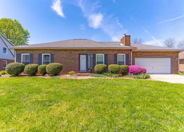 Property at 905 Crestwood Dr, Evansville, IN 47715, 3 beds, 2 baths
