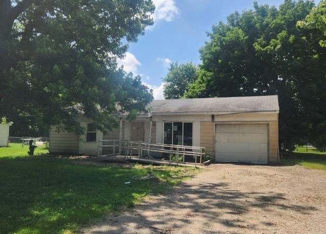 Property at 1823 Cambridge Dr, Warsaw, IN 46580, 3 beds, 1 bath