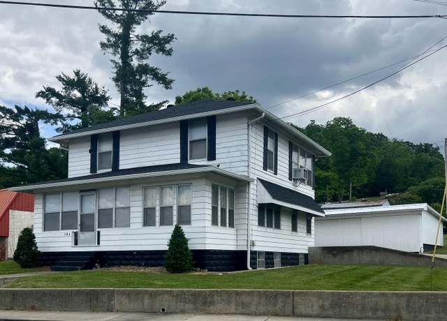 Property at 104 E College St, Paoli, IN 47454, 3 beds, 1.5 baths