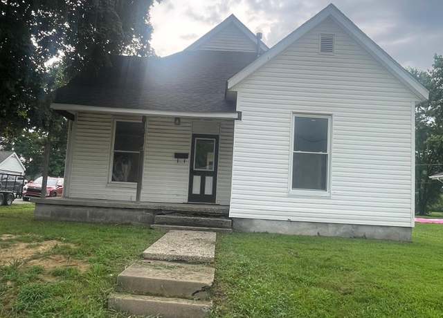 Property at 801 S Main St, Bicknell, IN 47512, 3 beds, 1 bath
