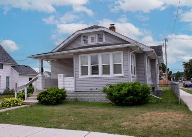 Property at 553 W 6th St, Mishawaka, IN 46544, 3 beds, 1.5 baths