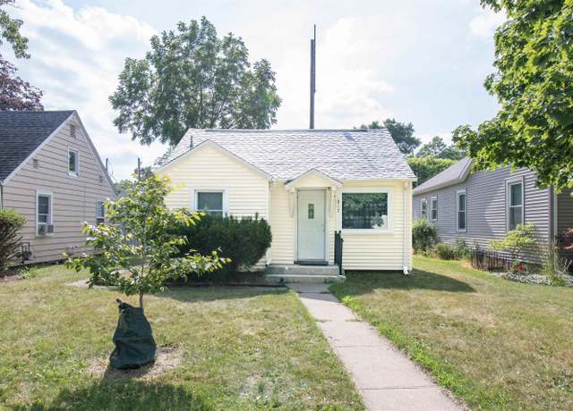 Property at 817 S 12th St, Goshen, IN 46526, 2 beds, 1 bath
