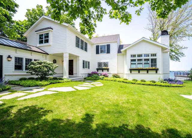 Property at 11531 N Ogden Point Rd, Syracuse, IN 46567, 5 beds, 4.5 baths