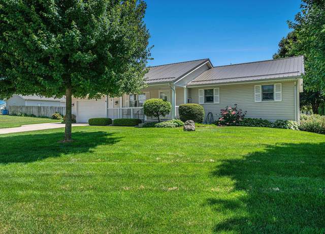 Property at 19456 Sun Circle Ct, Goshen, IN 46528, 4 beds, 3 baths