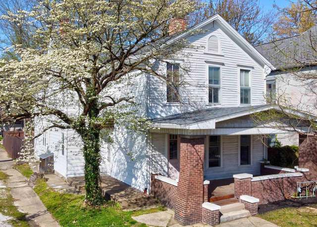 Property at 901 SE Second St, Evansville, IN 47713, 4 beds, 3 baths