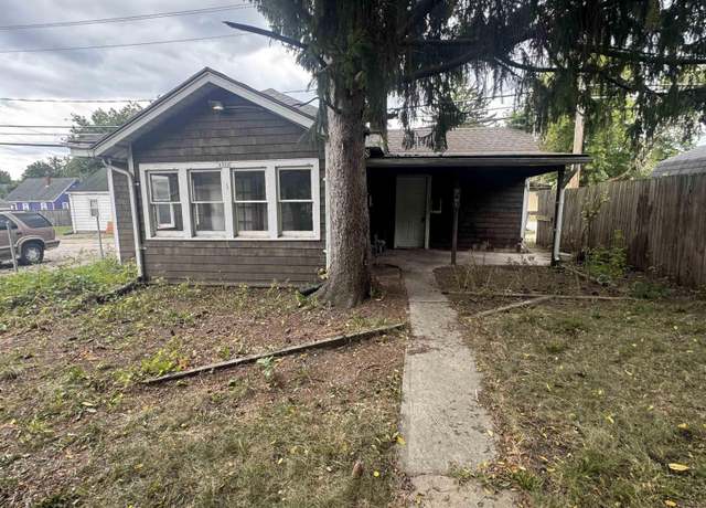 Property at 1721 W 4th St, Fort Wayne, IN 46808, 2 beds, 1 bath