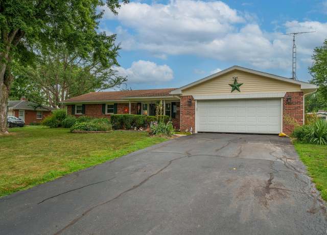 Property at 1712 Gordon Dr, Kokomo, IN 46902, 3 beds, 2 baths