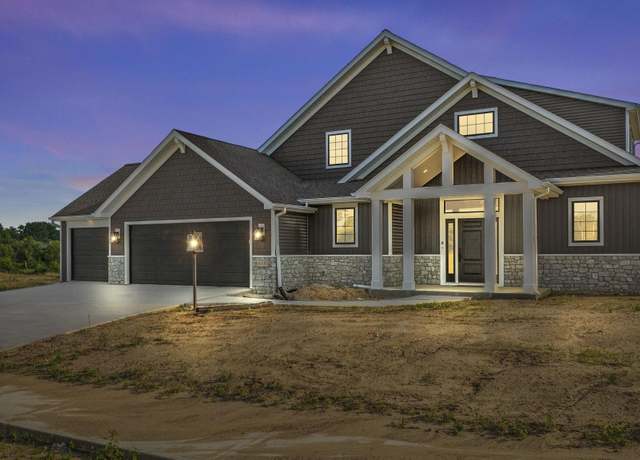 Property at 608 Keltic Pines Blvd, Huntertown, IN 46748, 4 beds, 2.5 baths