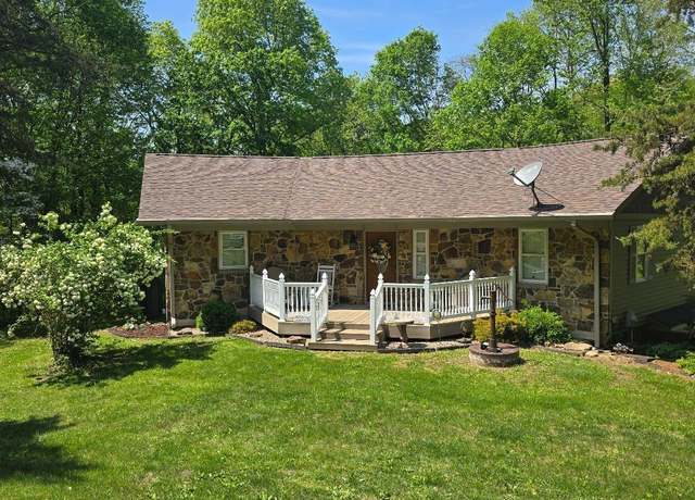 Property at 7069 W County Road 25 S, French Lick, IN 47432, 3 beds, 2.5 baths