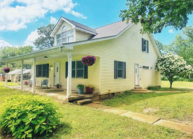 Property at 4244 W 100 N, Kokomo, IN 46901, 3 beds, 2.5 baths