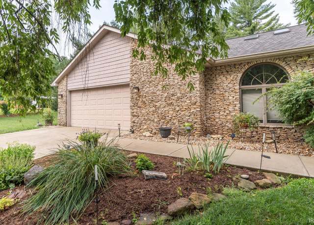 Property at 4365 N Maple Grove Rd, Bloomington, IN 47404, 3 beds, 2.5 baths