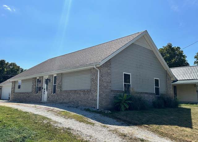 Property at 811 W State St, Kokomo, IN 46902, 3 beds, 2.5 baths