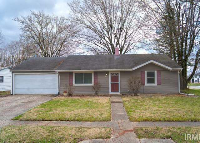 Property at 1621 Cherry Hill Ln, Kokomo, IN 46902, 3 beds, 1 bath