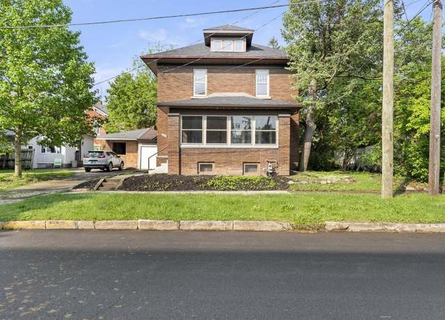Property at 524 Byron St, Huntington, IN 46750, 3 beds, 1.5 baths