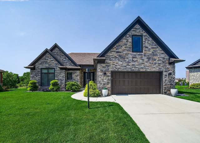 Property at 7403 Toscana Ct, Granger, IN 46530, 5 beds, 3 baths