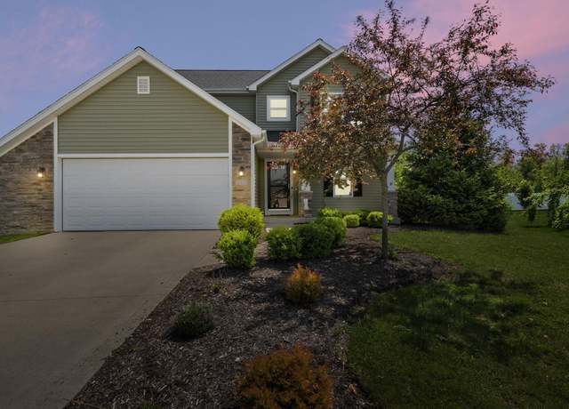 Property at 726 Henlock Ct, Fort Wayne, IN 46818, 4 beds, 3.5 baths