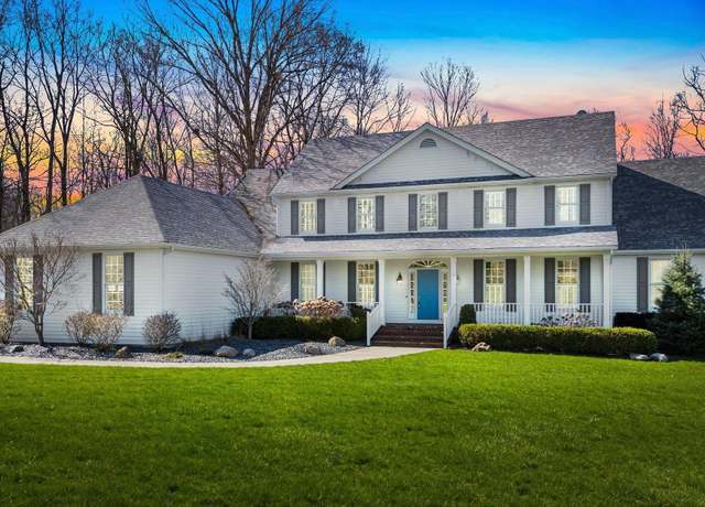 Property at 6951 N 368 W, Huntington, IN 46750, 4 beds, 4.5 baths