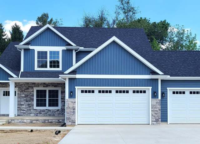 Property at 2022 W Blackberry Trl, Warsaw, IN 46580, 5 beds, 3.5 baths