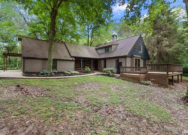 Property at 3911 Kings Ridge Rd, Mitchell, IN 47446, 3 beds, 3 baths