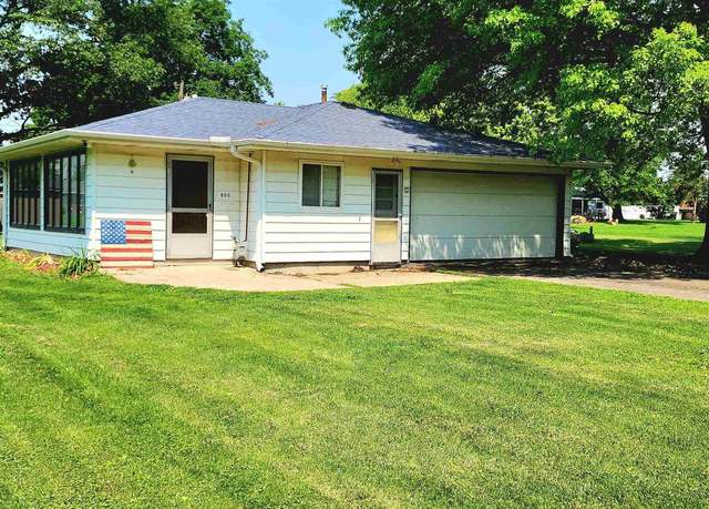 Property at 406 James St, Butler, IN 46721, 3 beds, 1.5 baths
