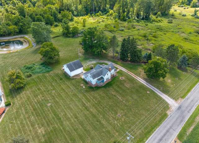 Property at 9433 Watterson Rd, Churubusco, IN 46723, 3 beds, 2 baths
