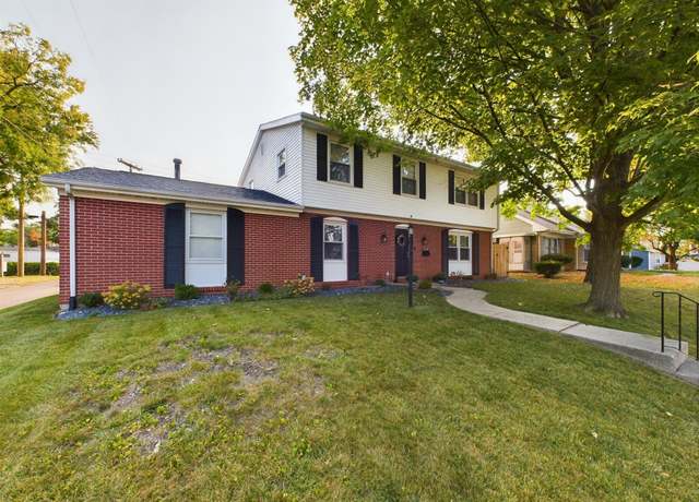 Property at 1175 Oak St, Huntington, IN 46750, 4 beds, 2.5 baths